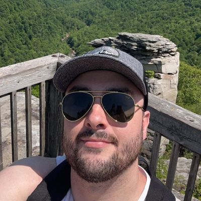 Dave, 28