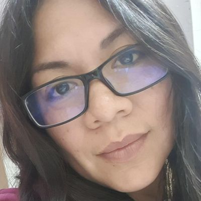 Cyn, 39