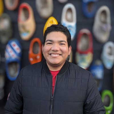 Francisco, 28