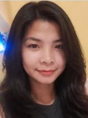 Anne, 32