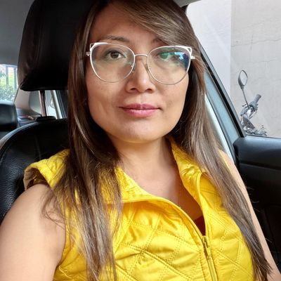 Luisa, 39