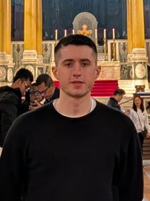 Robert, 24
