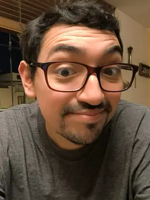 Alejandro, 31