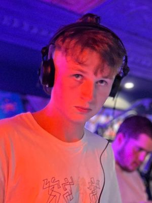 Euan, 19