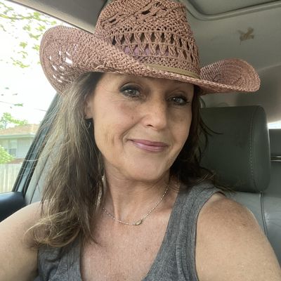 Rebecca, 55