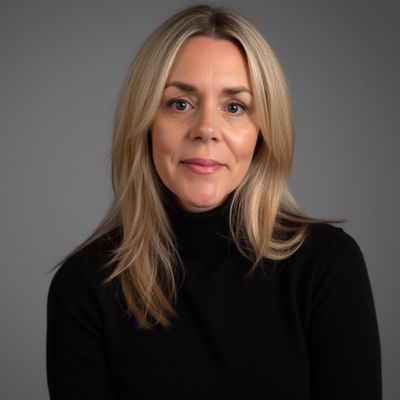 Tiffany, 46