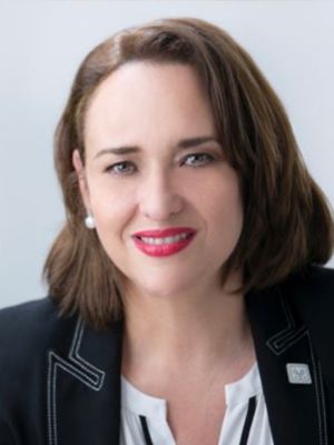 Adriana, 55