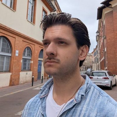 Thomas, 36