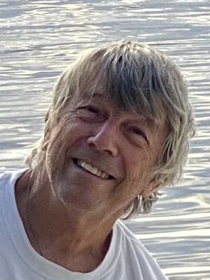 Bill, 81