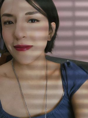 Sandra, 35