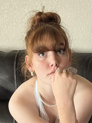 Emmaree, 18