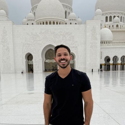 Lucas, 36