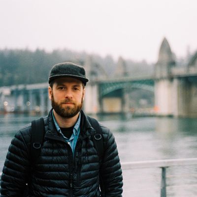 Jonathan, 43
