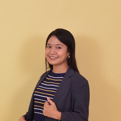 Mika, 33
