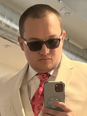 Oliver, 27