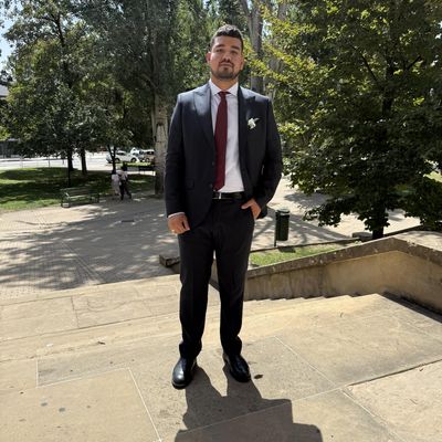 Daniel, 20