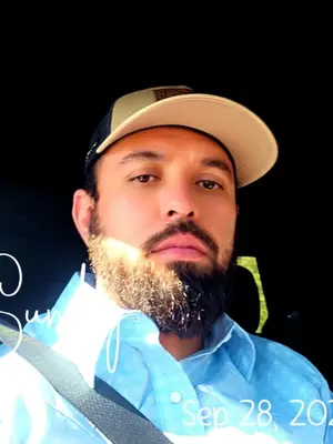 Eduardo, 37