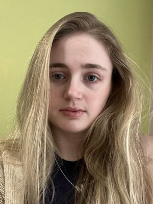 Meghan, 24