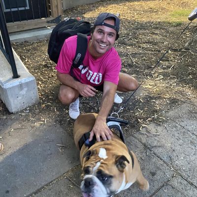 Conor, 28