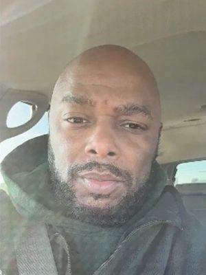 Ian, 48