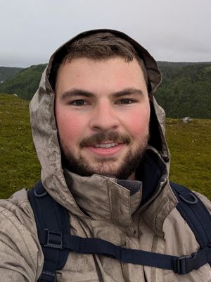 Adrien, 27