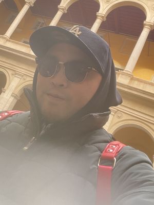 Ian, 36