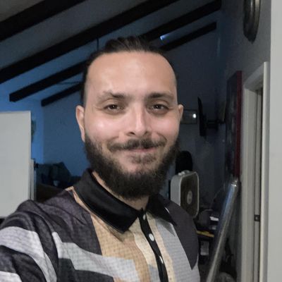 Xavier, 28