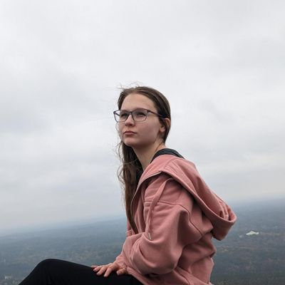 Gianna, 22