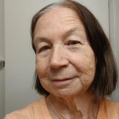 Linda, 69