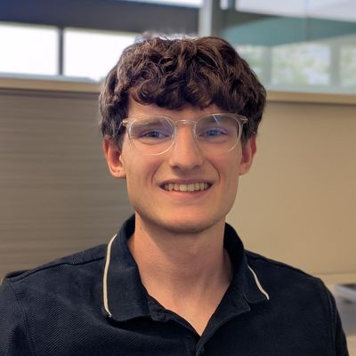 Max, 20