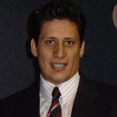 Eduardo, 50