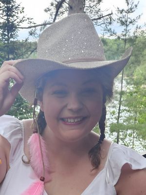 Ashley, 29