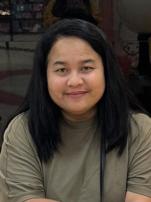 Maria, 52