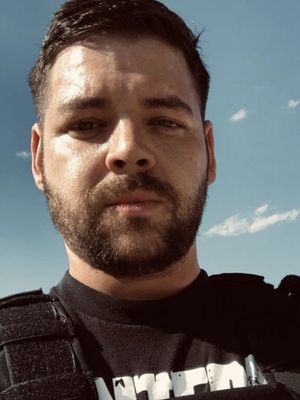 Roger, 42