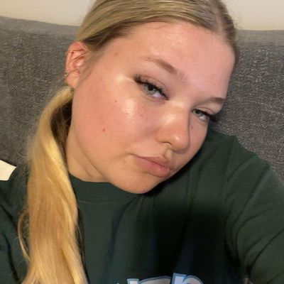 Grace, 22