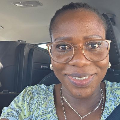 Julie, 44