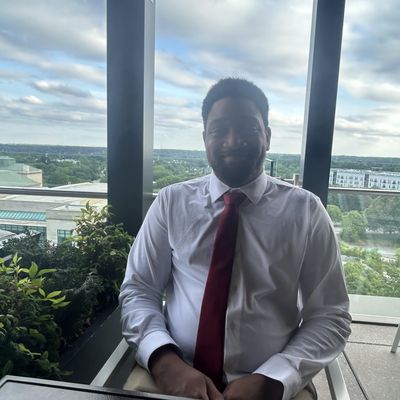 Samuel, 32