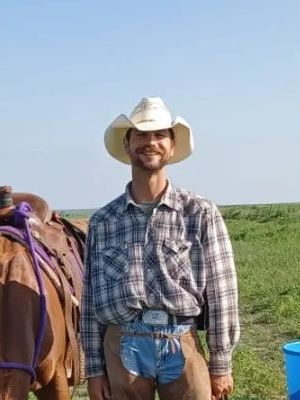 Nicholas, 33