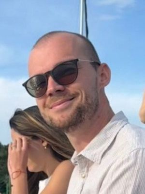Matthias, 27
