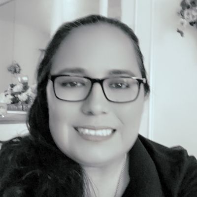 Pamela, 48