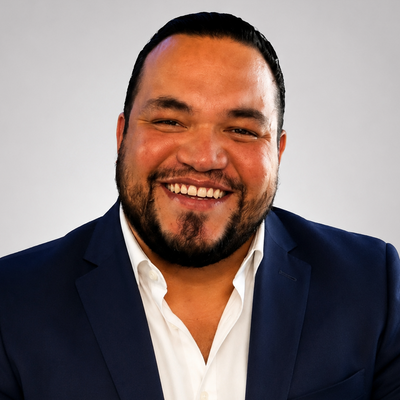 Javier, 33