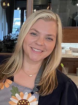 Samantha, 38