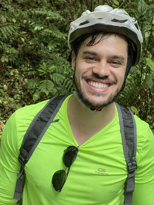 Thomas, 27
