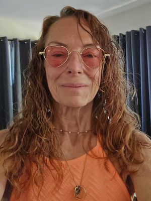 Teresa, 58
