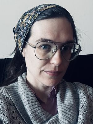 Kelli, 36