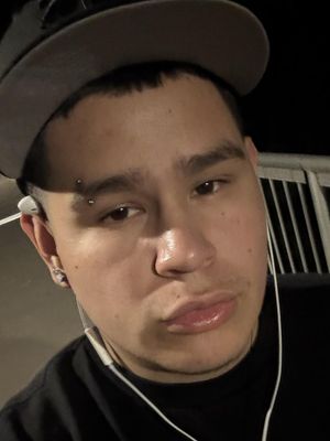 Emilio, 19