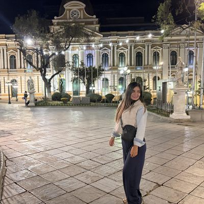 Mayra, 31