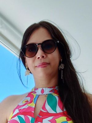 Juana, 48