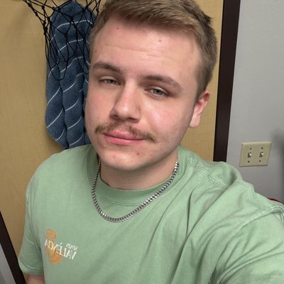 Alexander, 20
