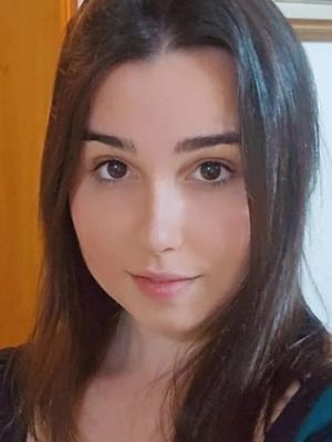 Maria Luiza, 25